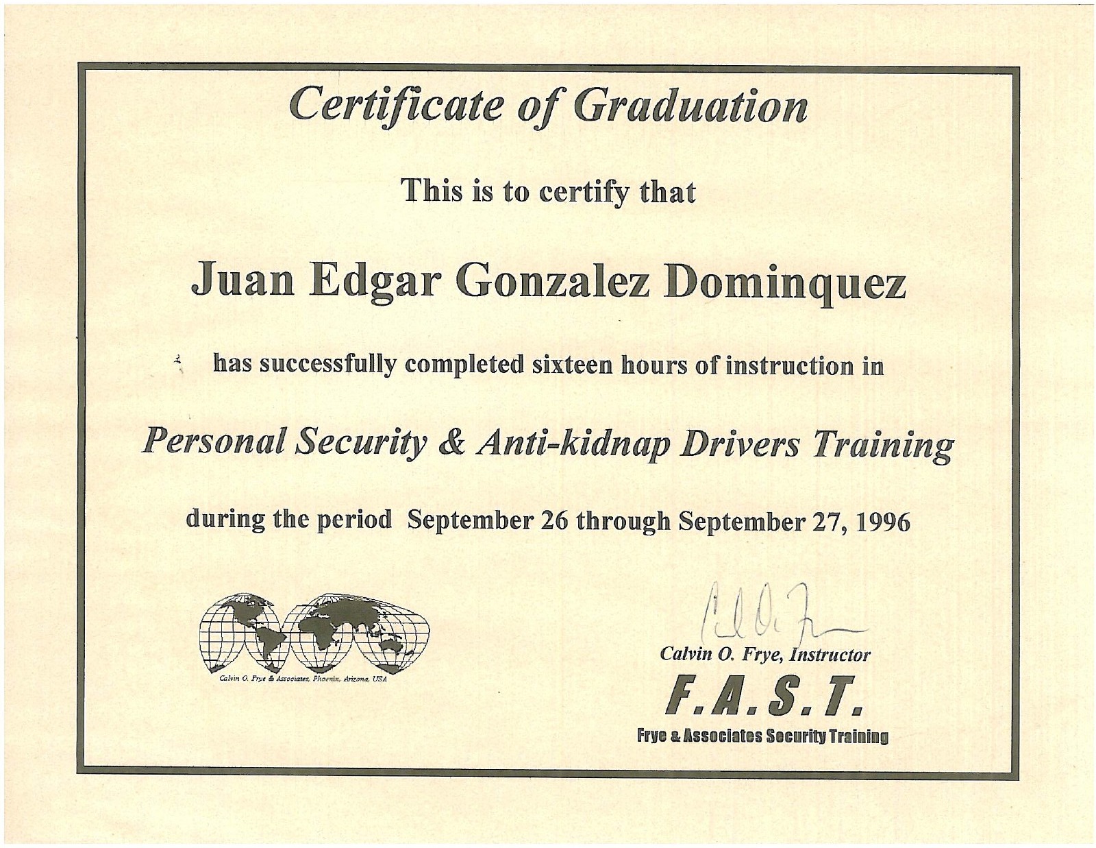 Primera página: Seguridad personal y conducción antisecuestro, 1996.