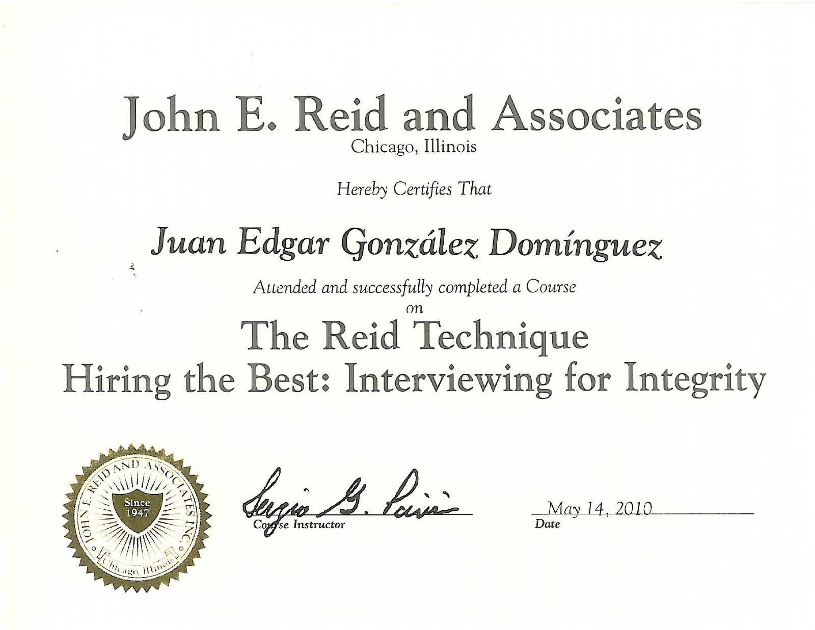 Primera página: Entrevistas para evaluar integridad, 2010.